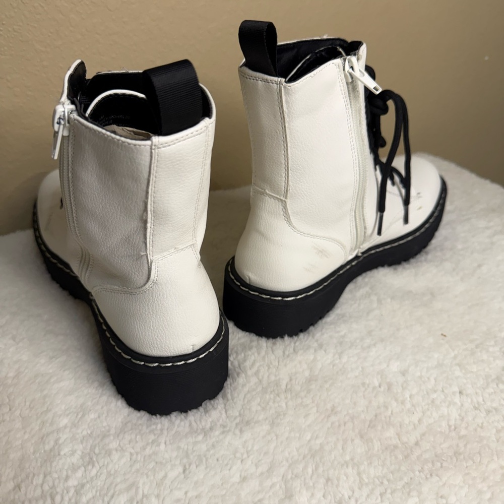Sincerely Jules Black and White Combat Boots - Picture 3 of 6